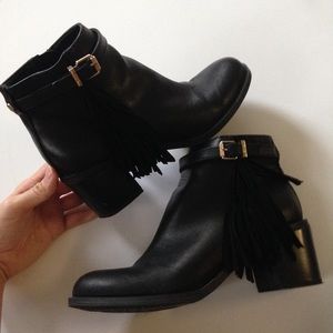 Sam Edelman || black fringe block-heeled booties